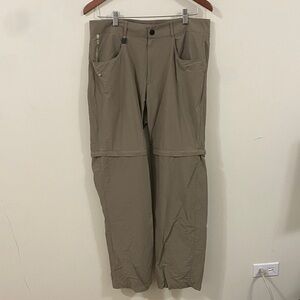 Men's Cargo Pants in Khaki